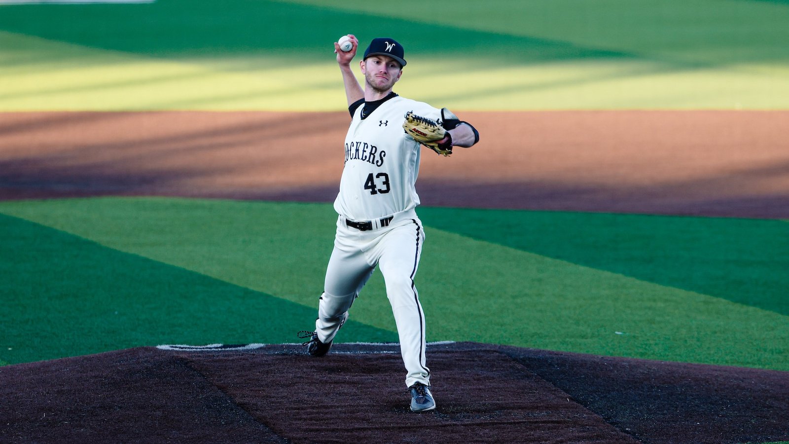 swinging-for-success-the-legacy-of-oral-roberts-baseball-belvidere